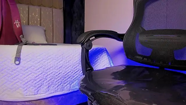 PaigeJayden online show from 10, 3, 2026