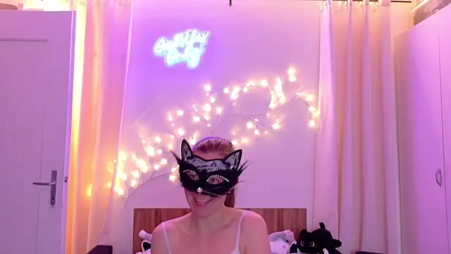 kleinelea123 online show from 14, 4, 2026