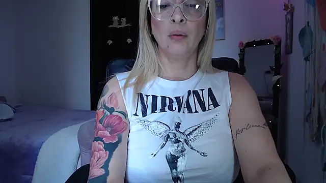 yulieth anamar online show from 9, 3, 2025