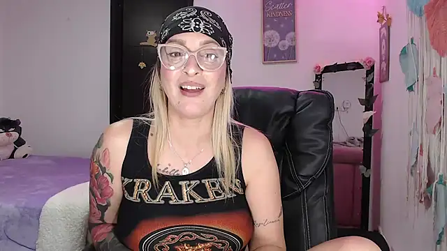 yulieth anamar online show from 12, 3, 2025