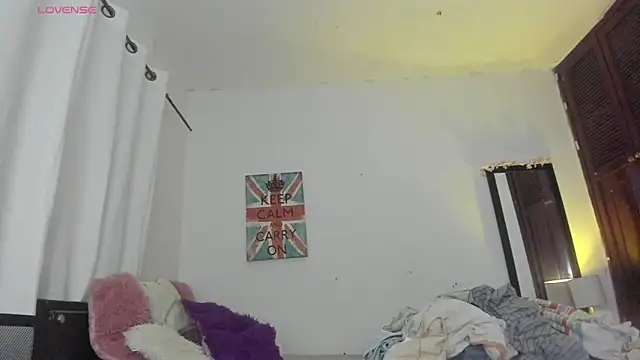 Sophie sweett19 online show from 8, 10, 2025