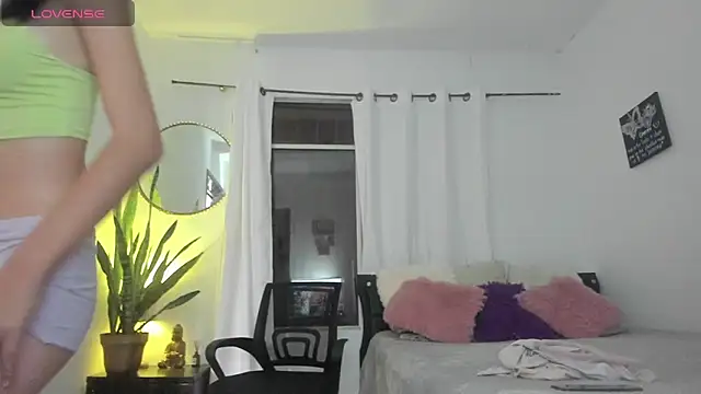 Sophie sweett19 online show from 14, 9, 2025