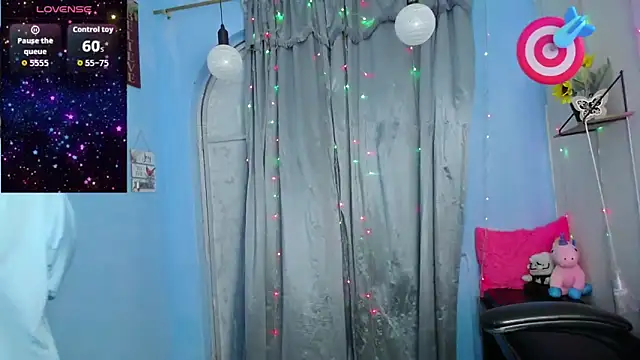 Falak-Yasin online show from 4, 11, 2025