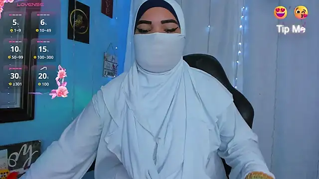 Snapshot of Falak-Yasin chatting on 17, 7, 2026 Falak-Yasin online show from 17, 7, 2026