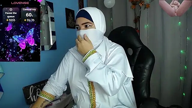 Falak-Yasin online show from 18, 9, 2025