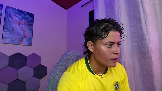 Snapshot of Horny_tgn chatting on 28, 9, 2025 Horny tgn online show from 28, 9, 2025