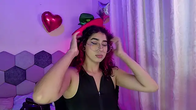 Horny tgn online show from 22, 3, 2026