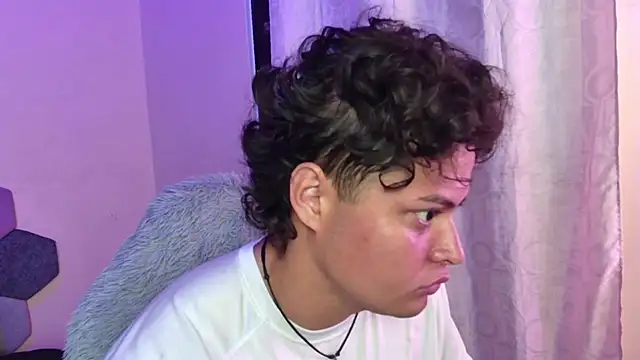 Snapshot of Horny_tgn chatting on 29, 9, 2025 Horny tgn online show from 29, 9, 2025