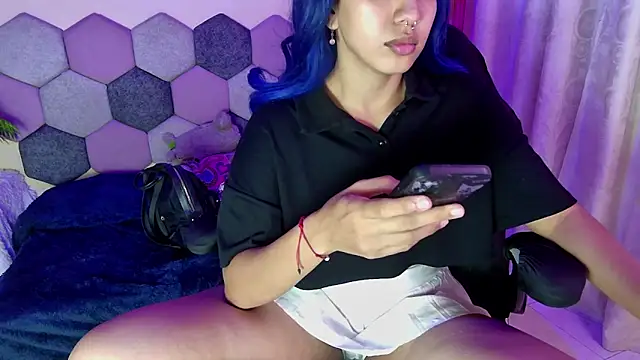 Horny tgn online show from 15, 2, 2026