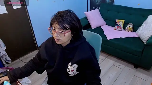 X CHERRY XX online show from 14, 6, 2026
