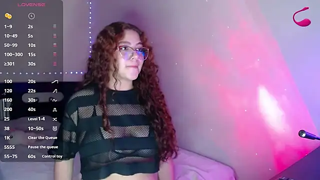 Missfortune18 online show from 21, 2, 2025