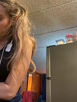 ValeriaLacrozee online show from 24, 3, 2026