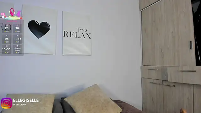 ElleGisellee online show from 2, 7, 2026