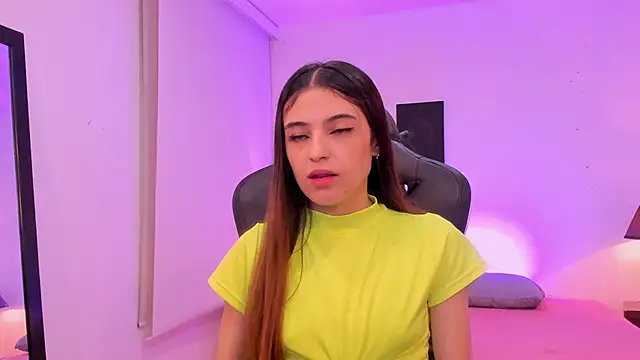 sofiarouge online show from 2, 12, 2025