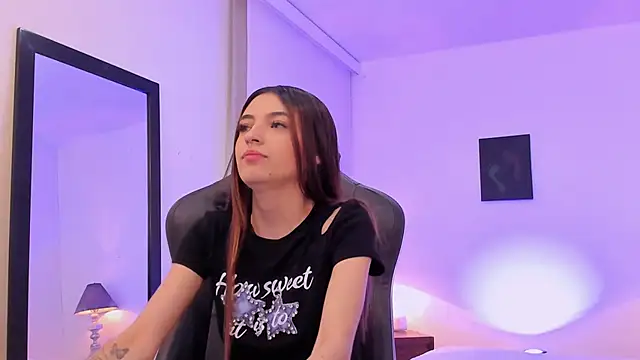 sofiarouge online show from 5, 11, 2025