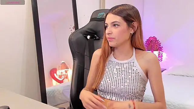 sofiarouge online show from 14, 3, 2025