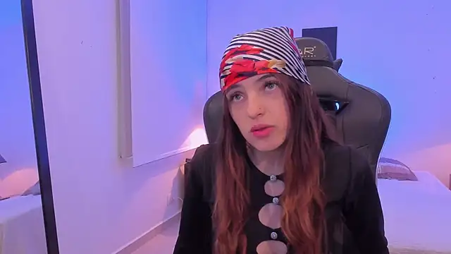 sofiarouge online show from 16, 12, 2025