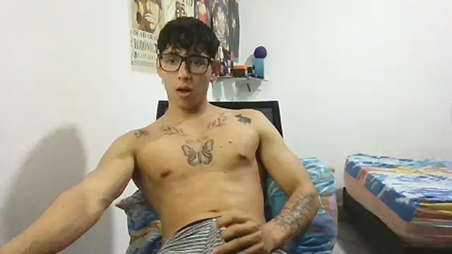 Snapshot of Dillom420 chatting on 26, 2, 2025 Dillom420 online show from 26, 2, 2025