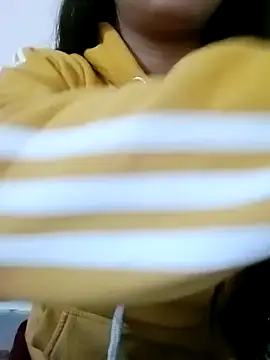 Snapshot of Arohi_is_Live chatting on 14, 1, 2025 Arohi is Live online show from 14, 1, 2025