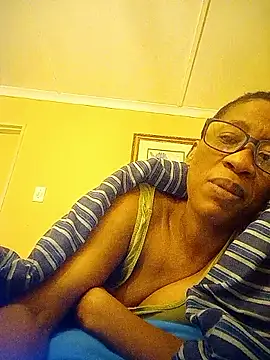 Snapshot of bustybillies chatting on 18, 6, 2026 bustybillies online show from 18, 6, 2026