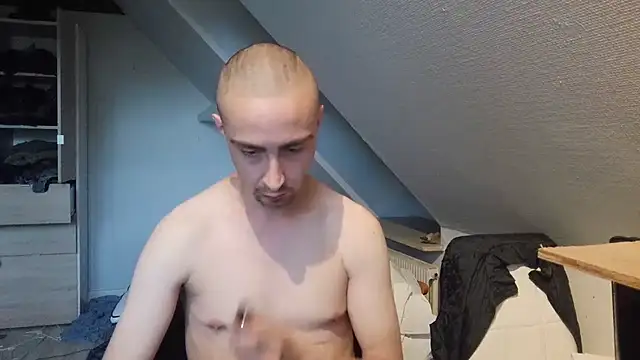 Snapshot of Stephanien chatting on 29, 9, 2025 Stephanien online show from 29, 9, 2025