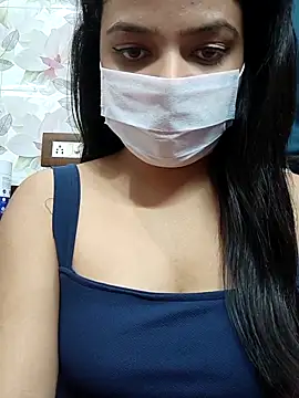 Myloveurvi online show from 12, 4, 2026