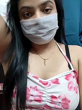 Snapshot of Myloveurvi chatting on 17, 11, 2025 Myloveurvi online show from 17, 11, 2025