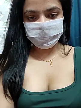 Snapshot of Myloveurvi chatting on 12, 11, 2025 Myloveurvi online show from 12, 11, 2025