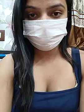 Snapshot of Myloveurvi chatting on 24, 2, 2025 Myloveurvi online show from 24, 2, 2025