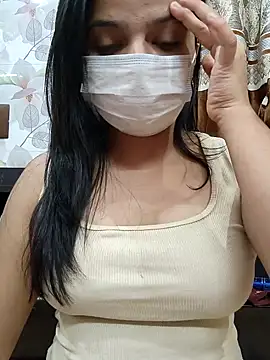 Snapshot of Myloveurvi chatting on 13, 2, 2025 Myloveurvi online show from 13, 2, 2025