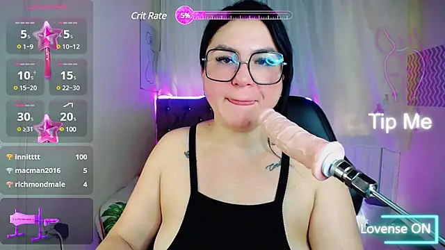  curvy latina online show from 18, 3, 2025