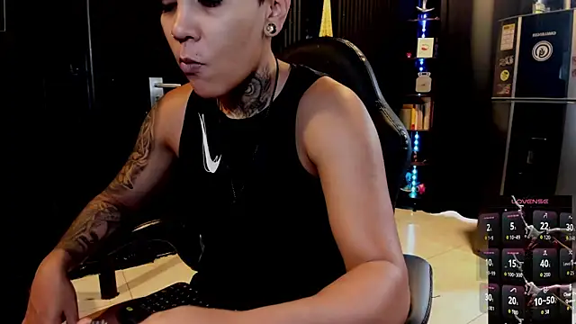 ZhoeStrong online show from 12, 10, 2025