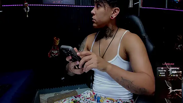 ZhoeStrong online show from 2, 12, 2025