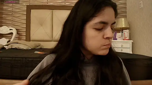 sofiaclauss online show from 13, 9, 2025