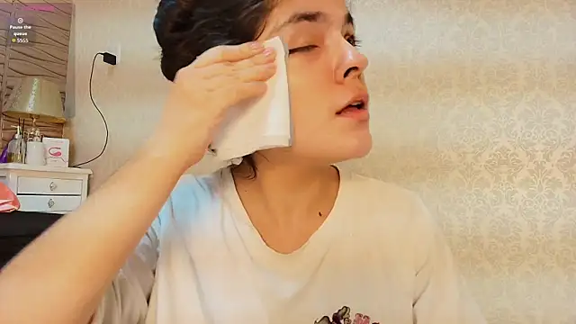 sofiaclauss online show from 30, 9, 2025