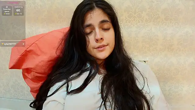 sofiaclauss online show from 4, 10, 2025