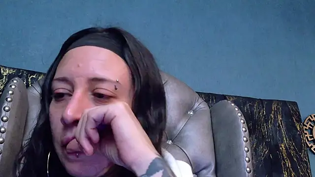 LusstCruella online show from 17, 4, 2026