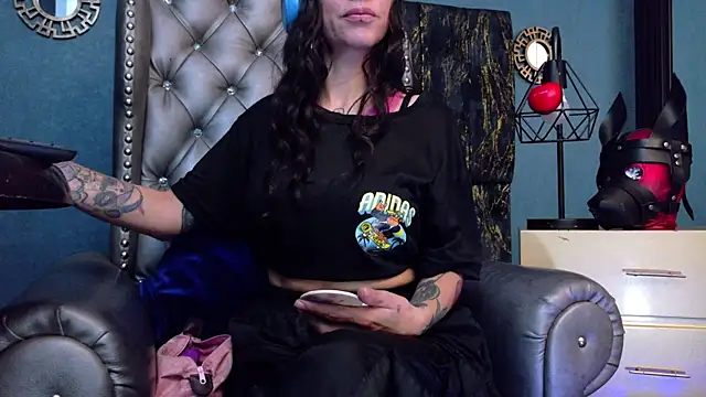 Snapshot of LusstCruella chatting on 26, 4, 2026 LusstCruella online show from 26, 4, 2026