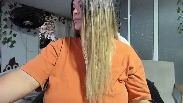 Snapshot of cattleya_campbell chatting on 12, 11, 2025 cattleya campbell online show from 12, 11, 2025