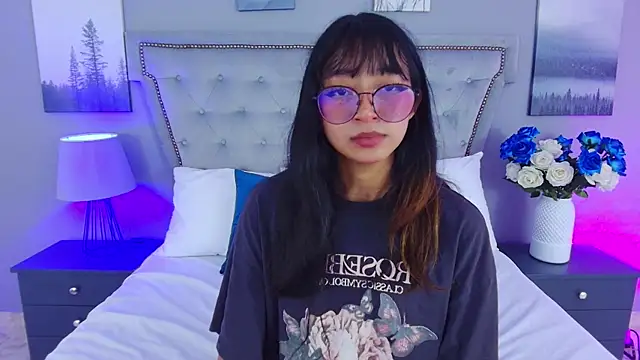 Yommi Winx online show from 9, 9, 2025