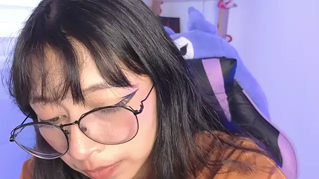 Yommi Winx online show from 8, 11, 2025