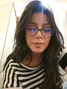 Lau1127 online show from 21, 6, 2026