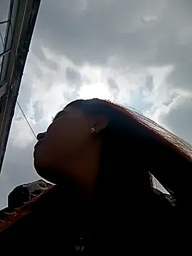 aurora sky11 online show from 26, 2, 2025