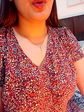 im here- online show from 6, 4, 2026