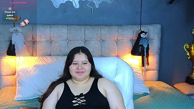 Laia and Aloby online show from 10, 10, 2025