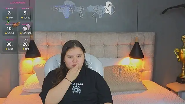 Laia and Aloby online show from 25, 9, 2025