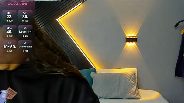 Laia and Aloby online show from 30, 3, 2026