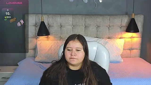 Laia and Aloby online show from 15, 11, 2025