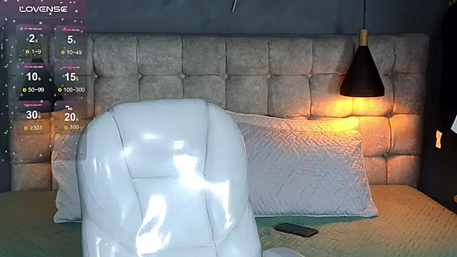 Laia and Aloby online show from 10, 11, 2025