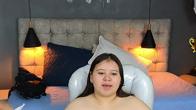 Laia and Aloby online show from 18, 9, 2025